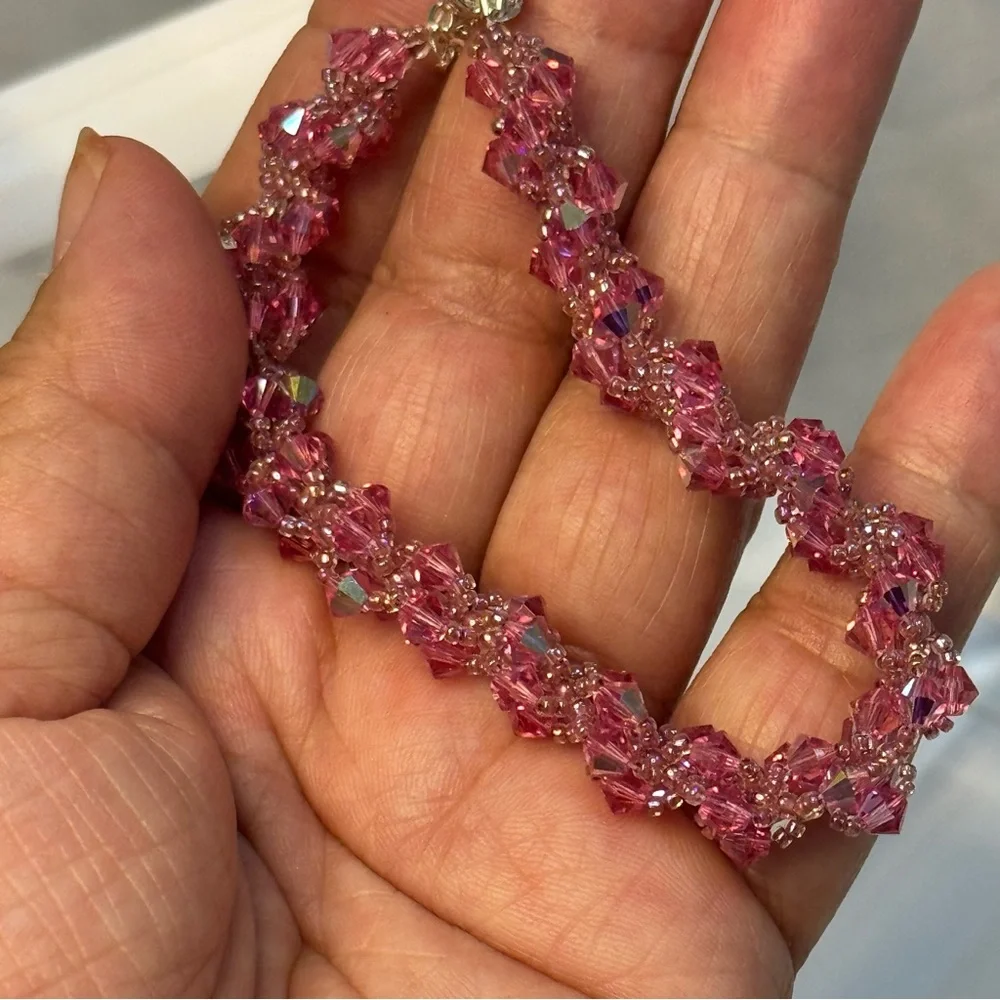 NWT Handmade Spiral Bracelet With Swarovski Crystals Magnetic Clasp (Rose AB)